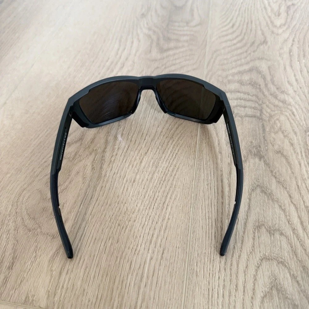 Costa Del Mar Ferg XL Sunglasses Matte Black 580G Gray Polarized Glass 6S9012